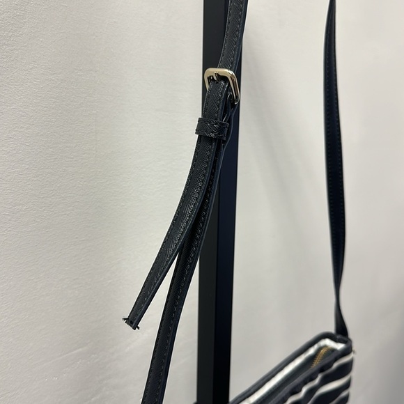 Kate Spade NY Striped Nylon Crossbody Black & White Preppy Academia Classic Chic - Picture 7 of 12